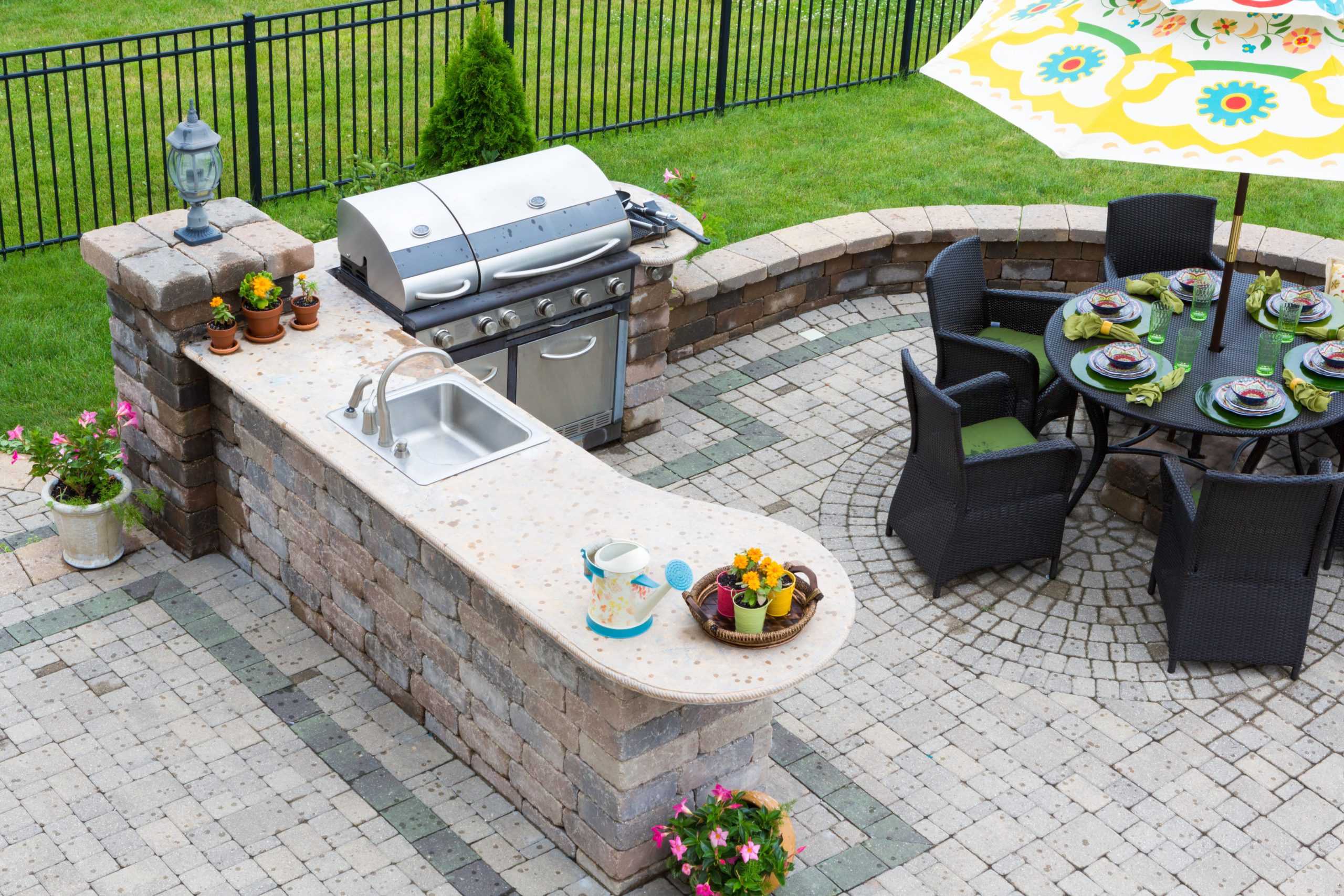 Duluth Outdoor Kitchen Marble Countertops